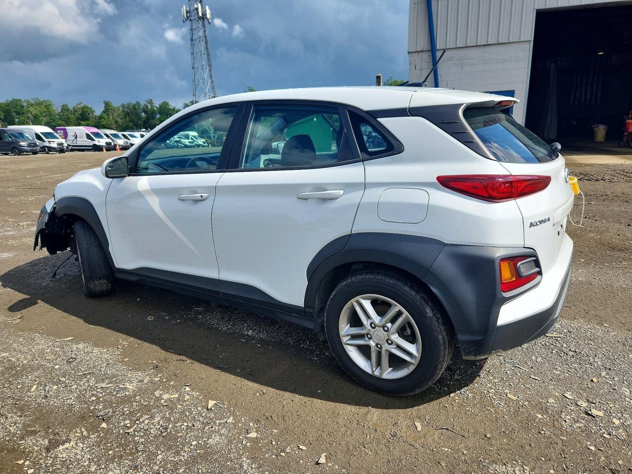 2021 Hyundai Kona Se - Image 2