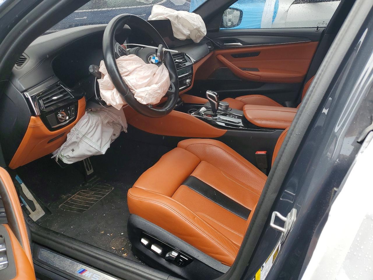 2022 BMW M5 - Фото 7