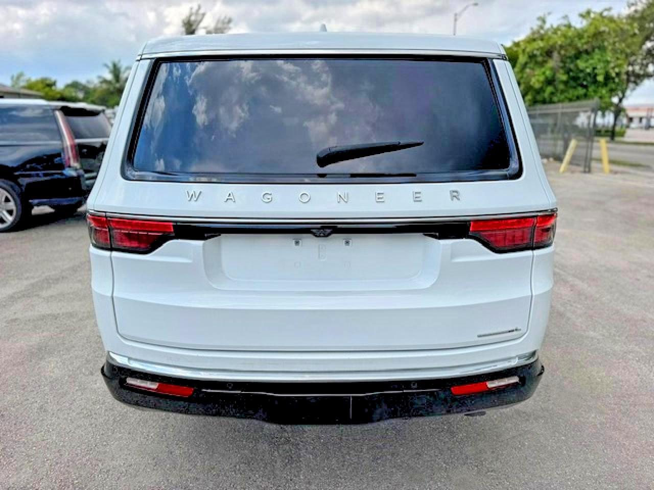 2023 Jeep Wagoneer L Series Iii - Фото 6