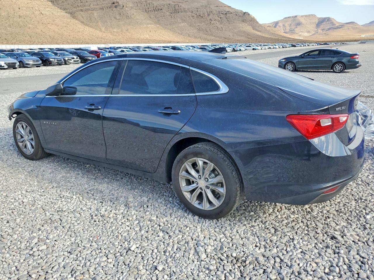 2023 Chevrolet Malibu Lt - Фото 2