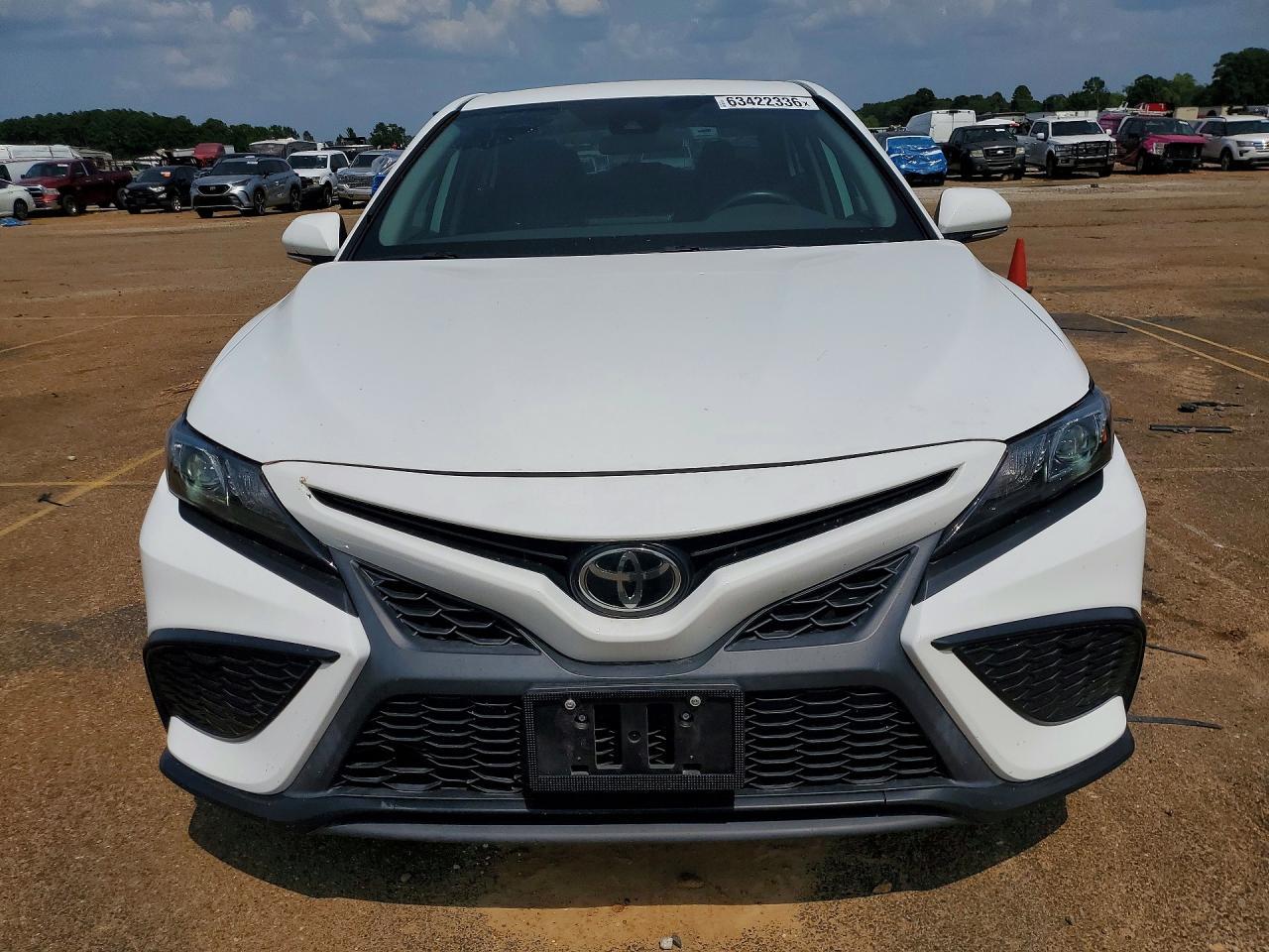 2023 Toyota Camry Se - Фото 5