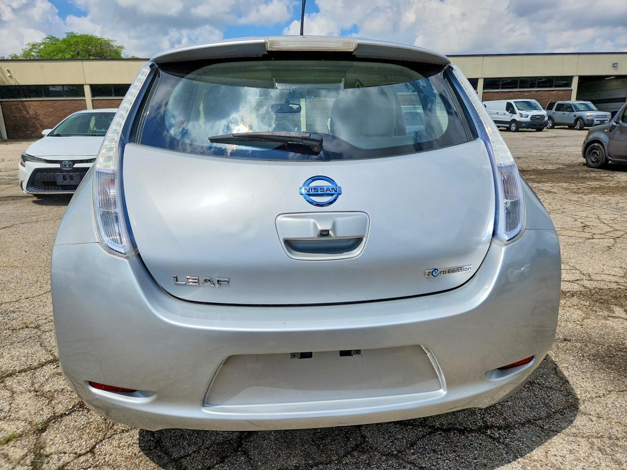 2012 Nissan Leaf Sv - Фото 6