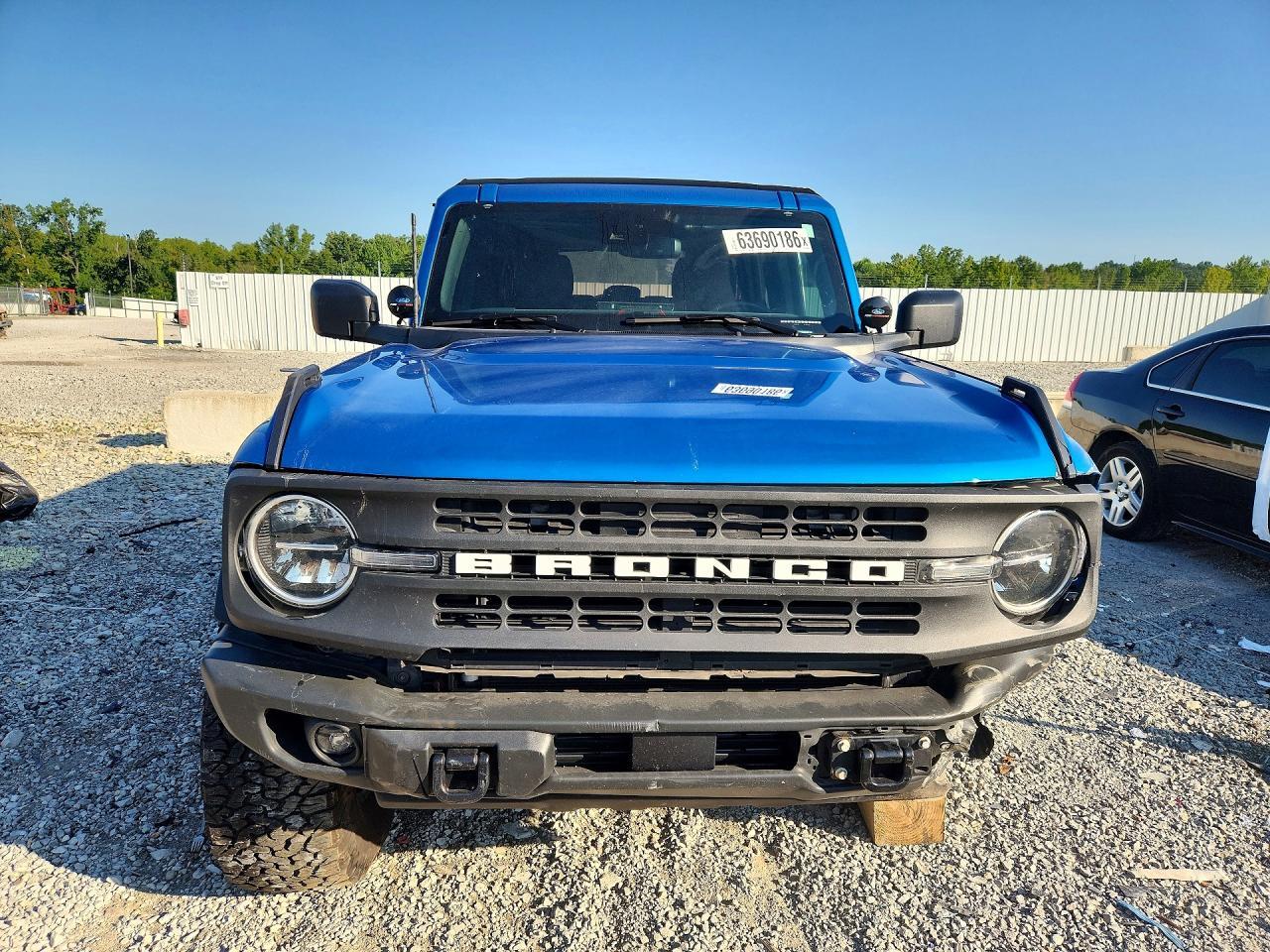 2023 Ford Bronco Base - Image 5