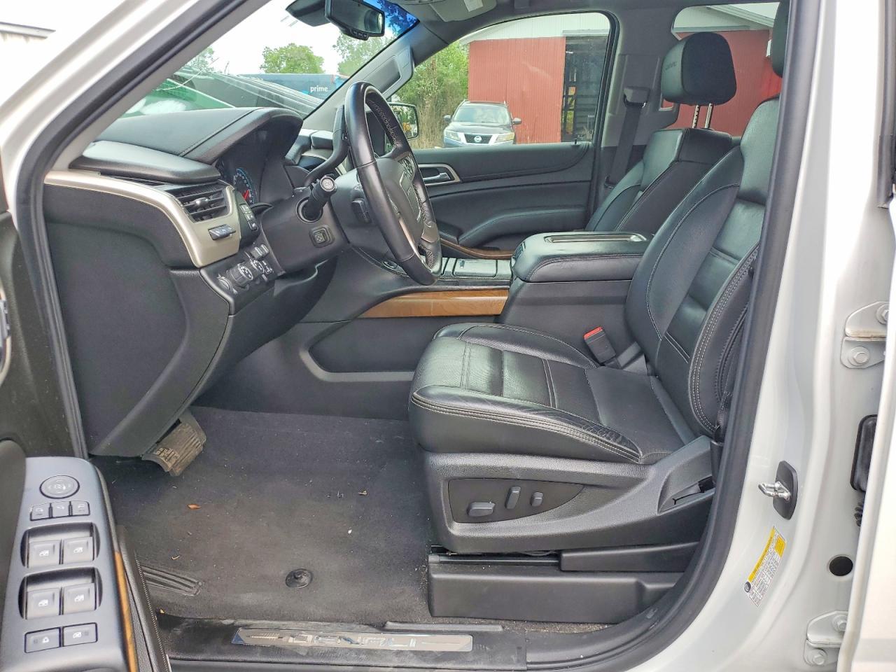 2019 GMC Yukon Denali - Фото 7