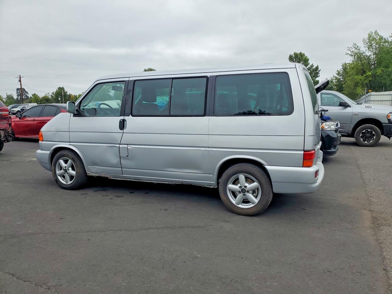 2003 Volkswagen Eurovan Gls - Фото 2