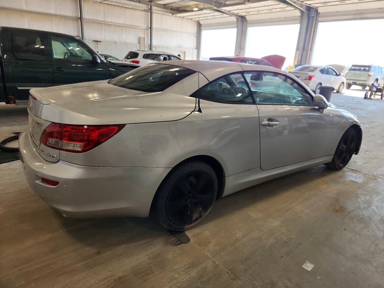 2010 Lexus Is 350 - Фото 3