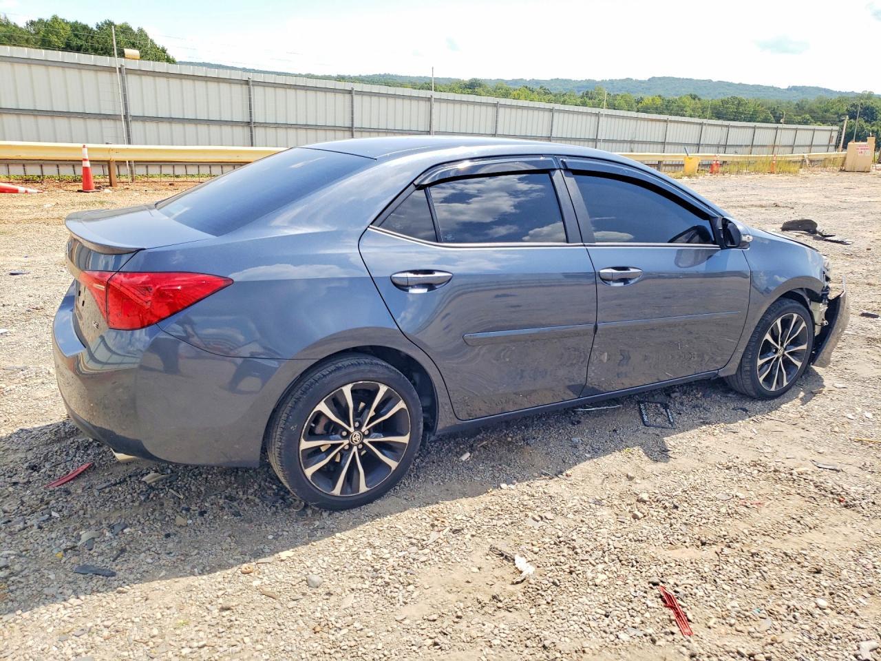 2019 Toyota Corolla Se - Image 3