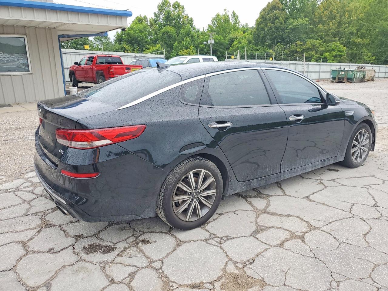 2020 Kia Optima Ex - Фото 3