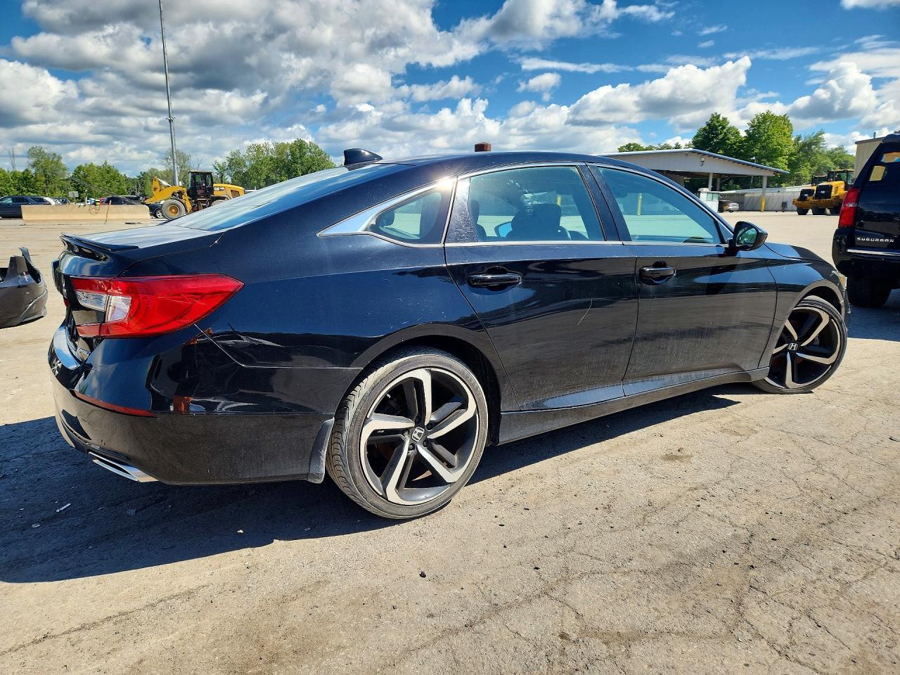 2019 Honda Accord Sport - Image 3