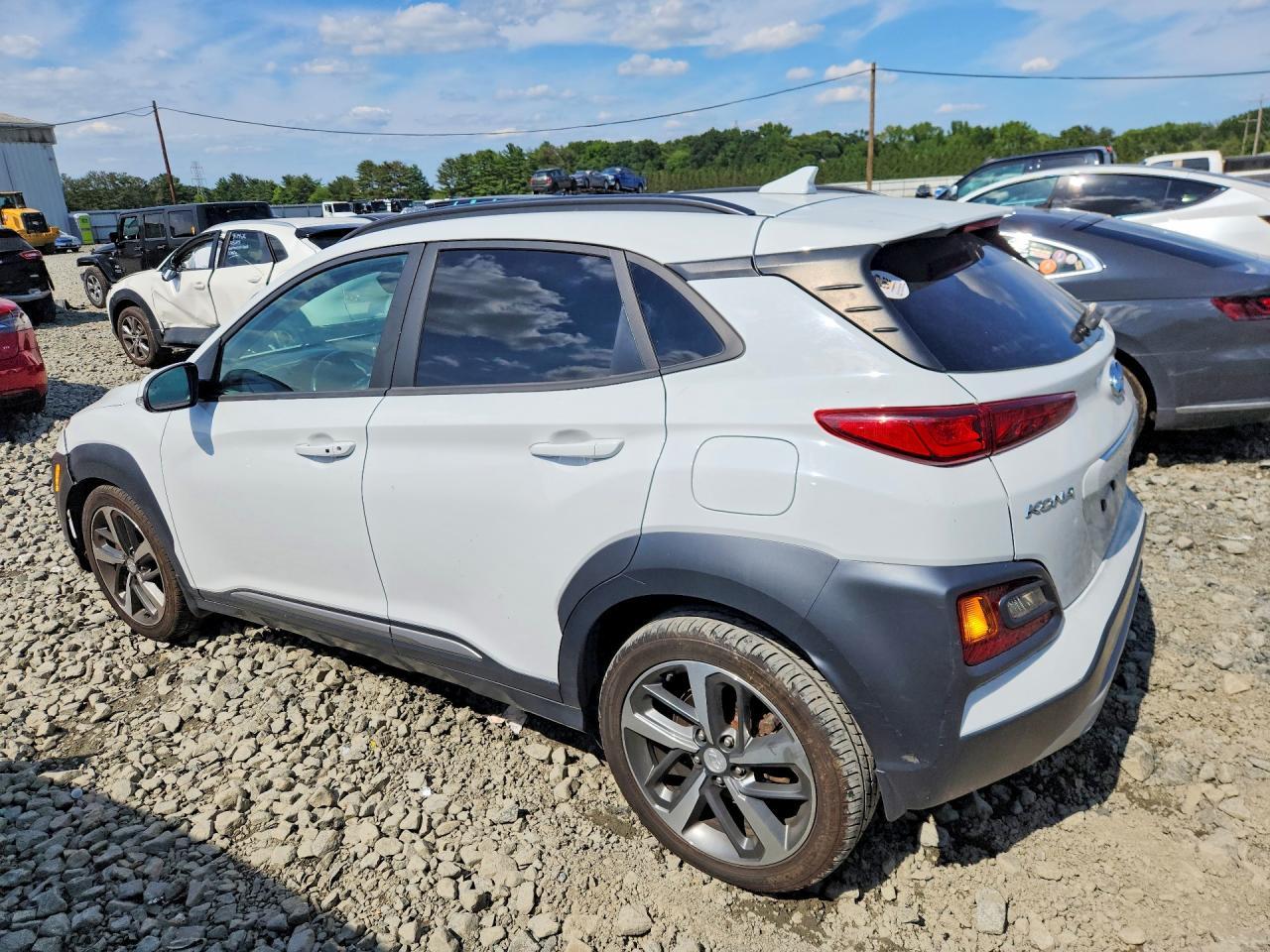 2020 Hyundai Kona Limited - Фото 2