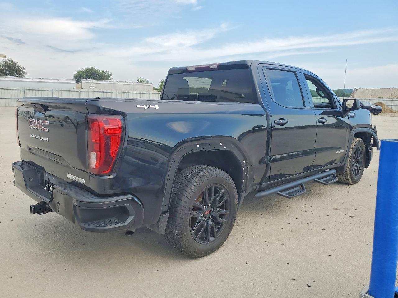 2021 GMC Sierra K1500 Elevation - Image 3
