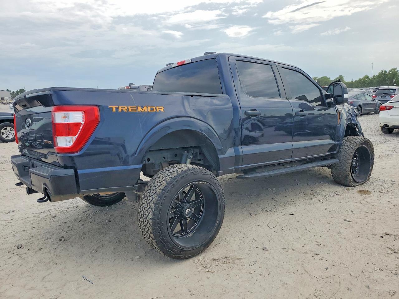 2022 Ford F150 Supercrew - Фото 3