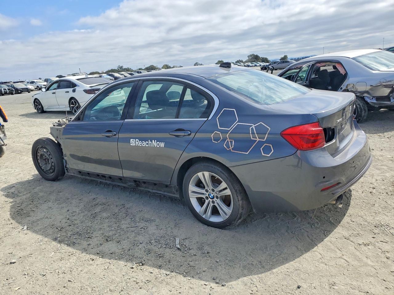 2017 BMW 330 Xi - Image 2