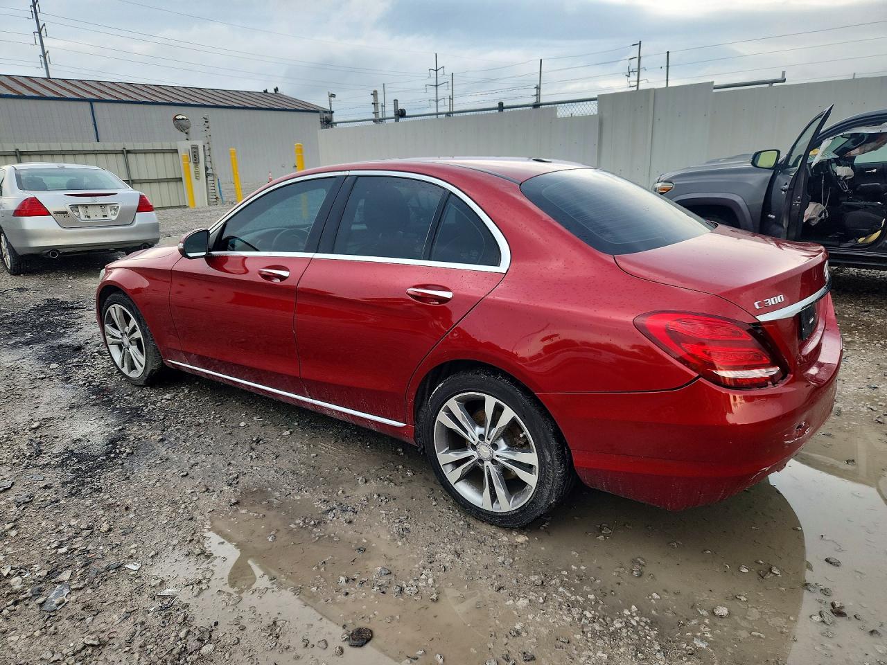 2016 Mercedes-Benz C 300 4Matic - Фото 2