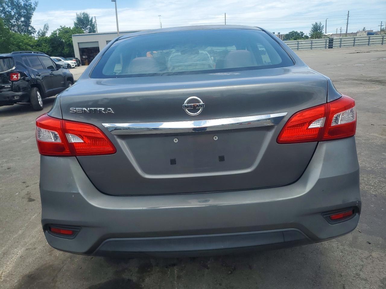 2016 Nissan Sentra S - Image 6