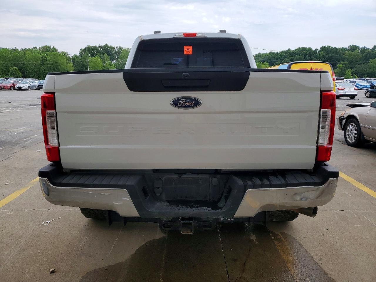 2020 Ford F250 Super Duty - Image 6
