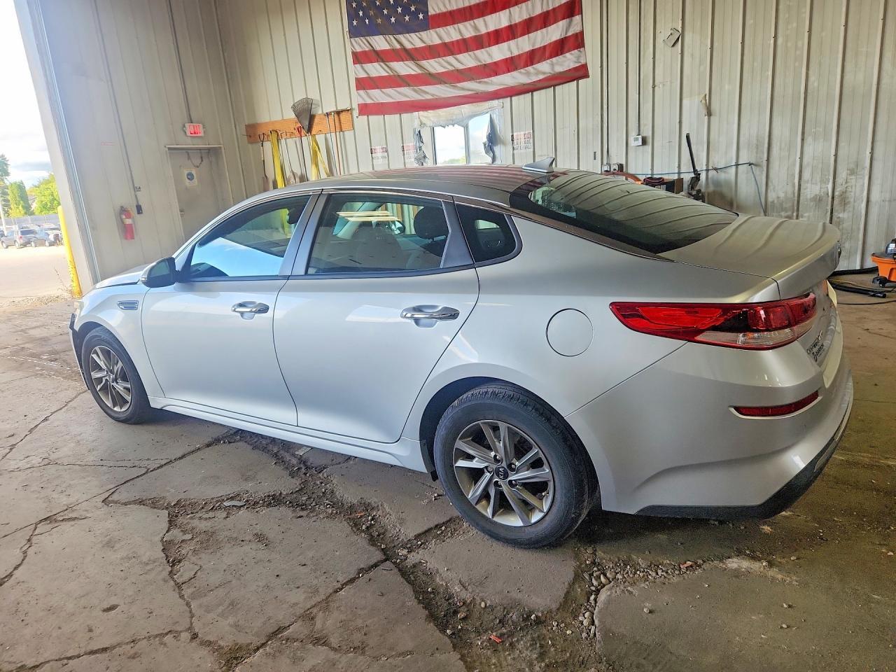 2019 Kia Optima Lx - Фото 2