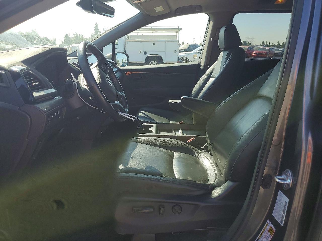 2023 Honda Odyssey Touring - Фото 7