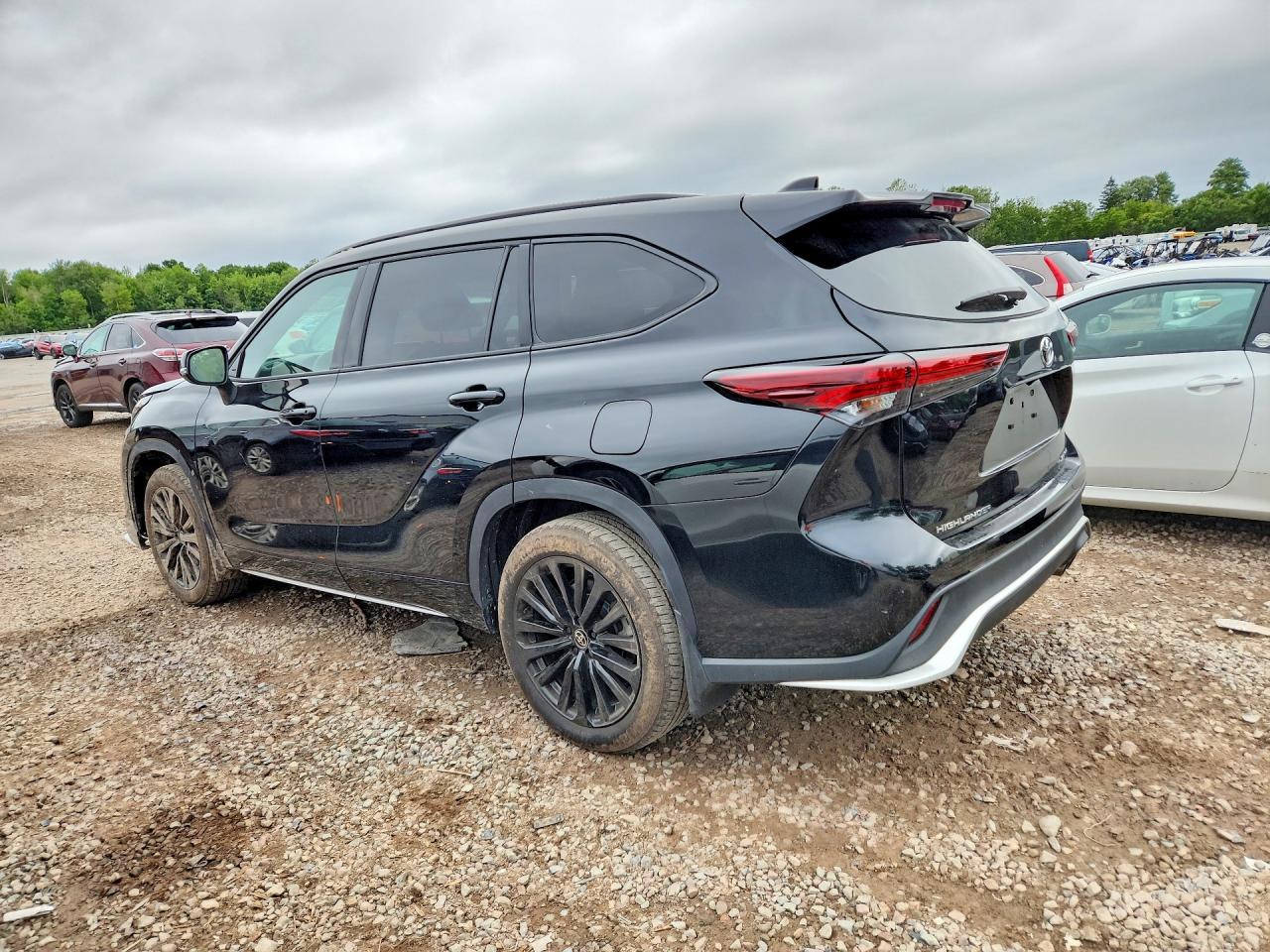 2025 Toyota Highlander Xse - Фото 2
