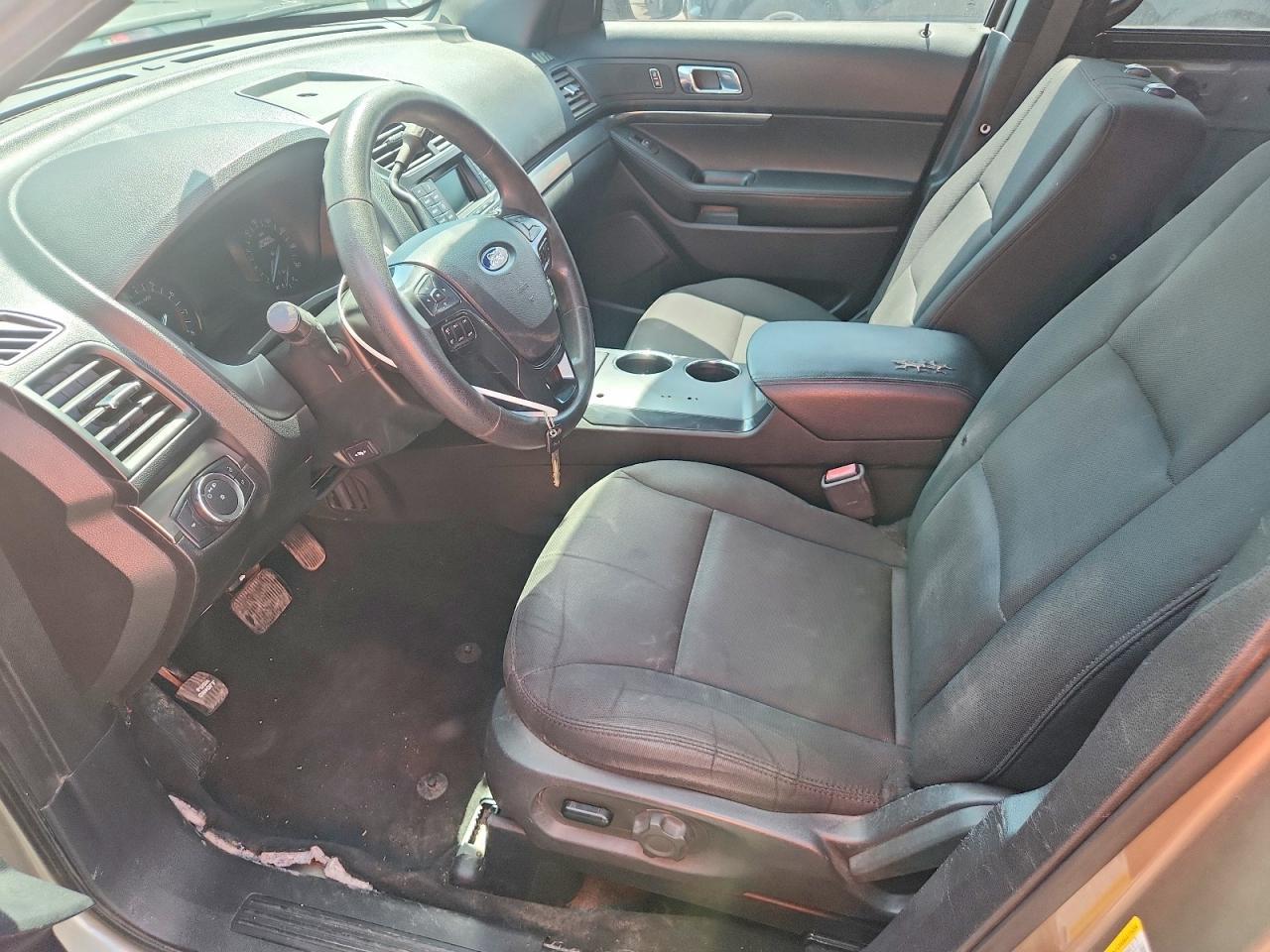 2019 Ford Explorer Police Interceptor - Image 7