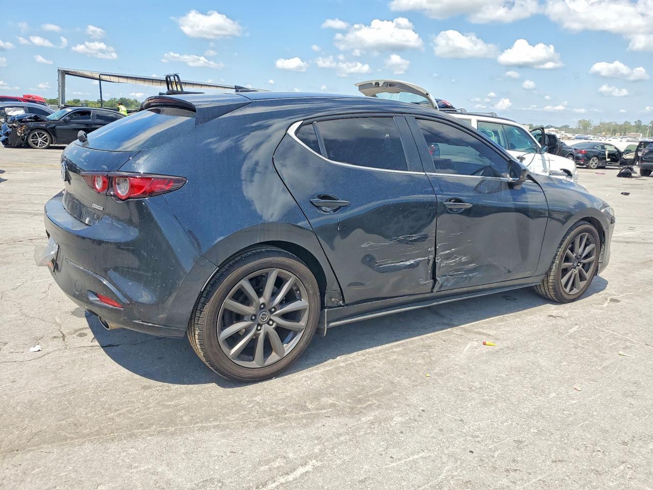 2019 Mazda 3 Preferred - Фото 3