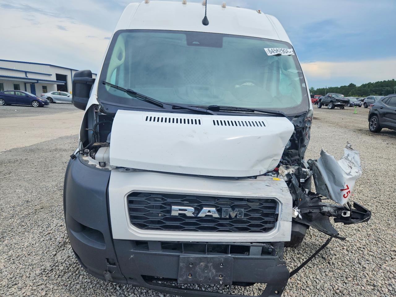 2022 Ram Promaster 2500 Delivery Van - Фото 5