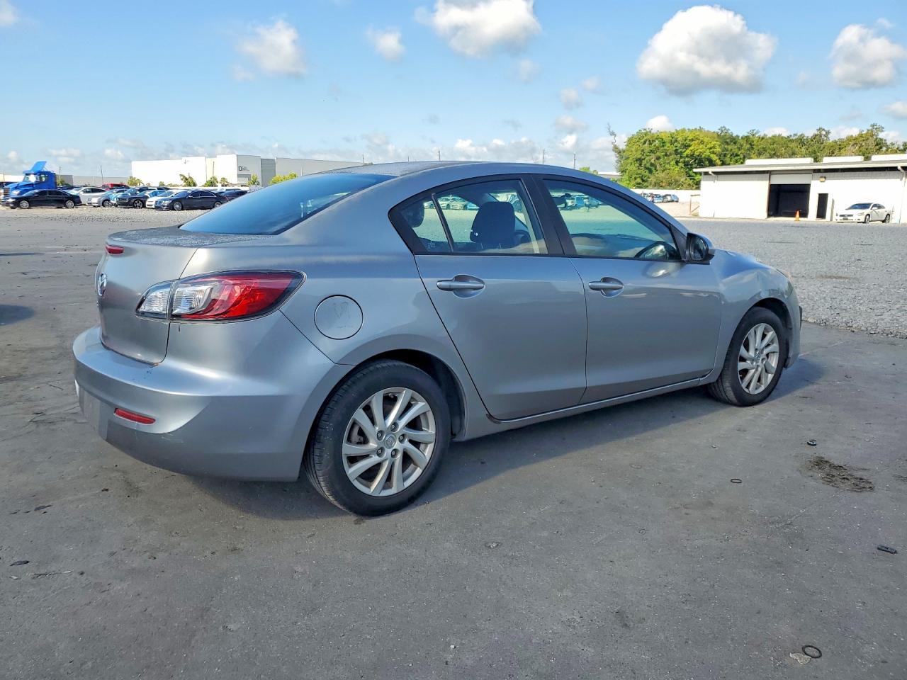 2012 Mazda 3 I - Фото 3