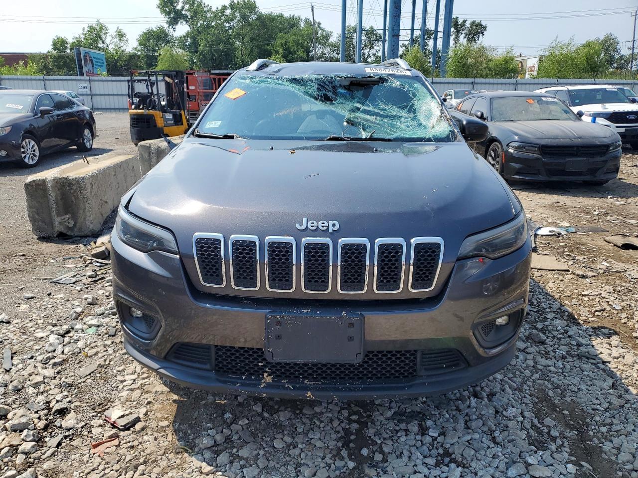 2019 Jeep Cherokee Latitude Plus - Фото 5