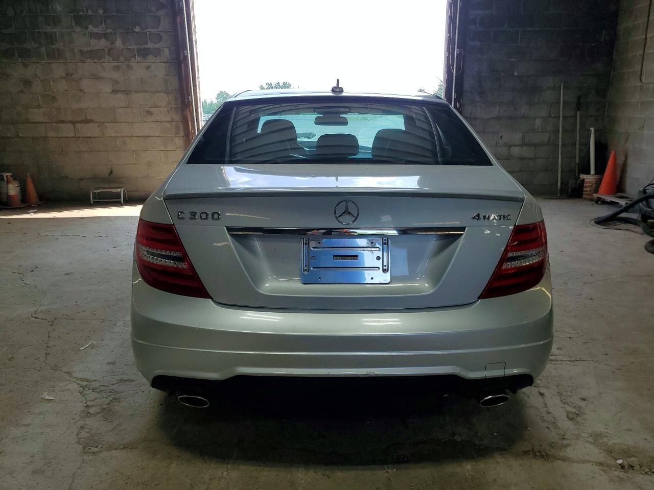 2013 Mercedes-Benz C 300 4Matic - Image 6