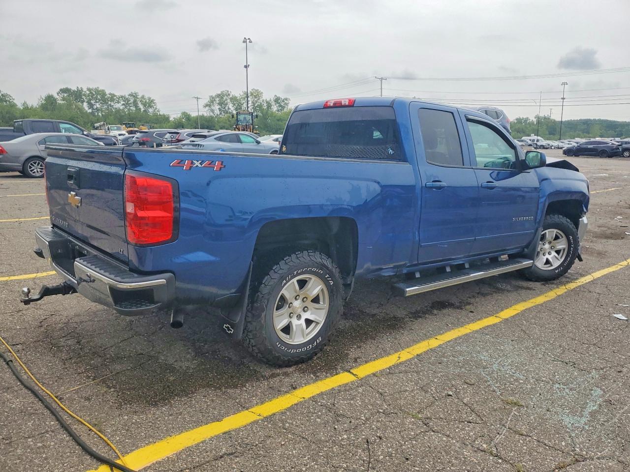 2018 Chevrolet Silverado K1500 Lt - Image 3