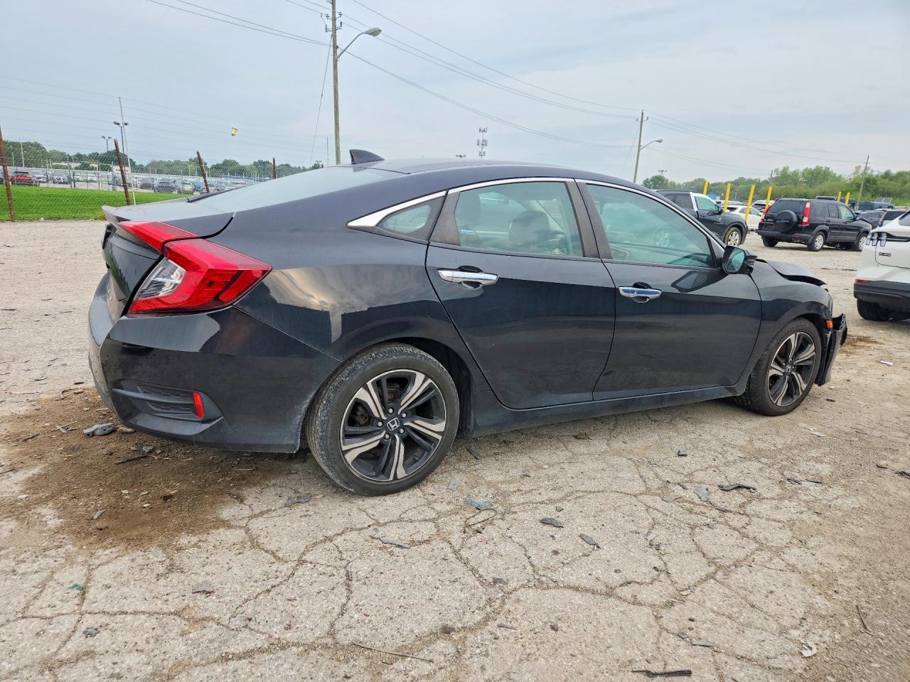 2017 Honda Civic Touring - Фото 3