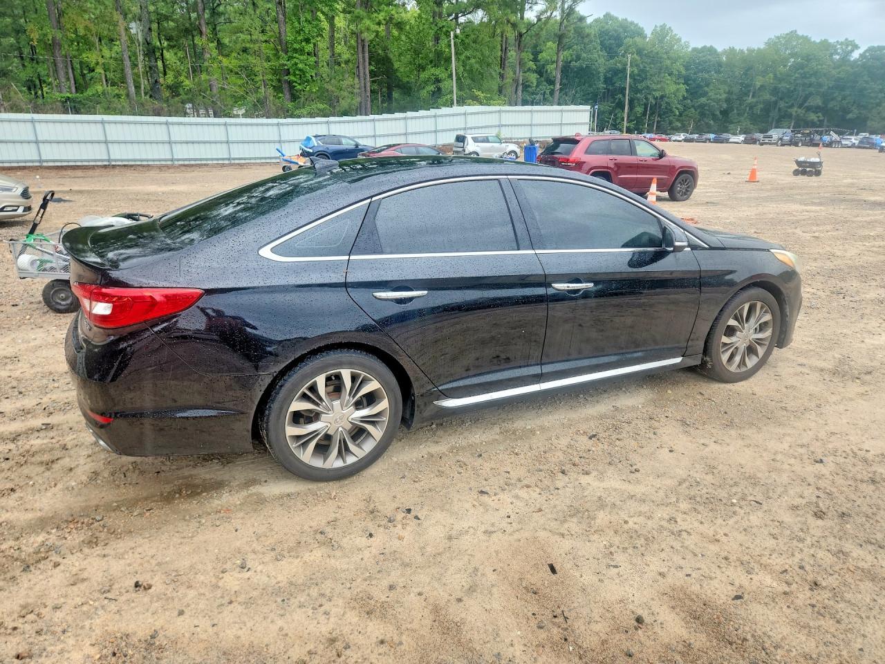 2017 Hyundai Sonata Limited 2.0T - Image 3