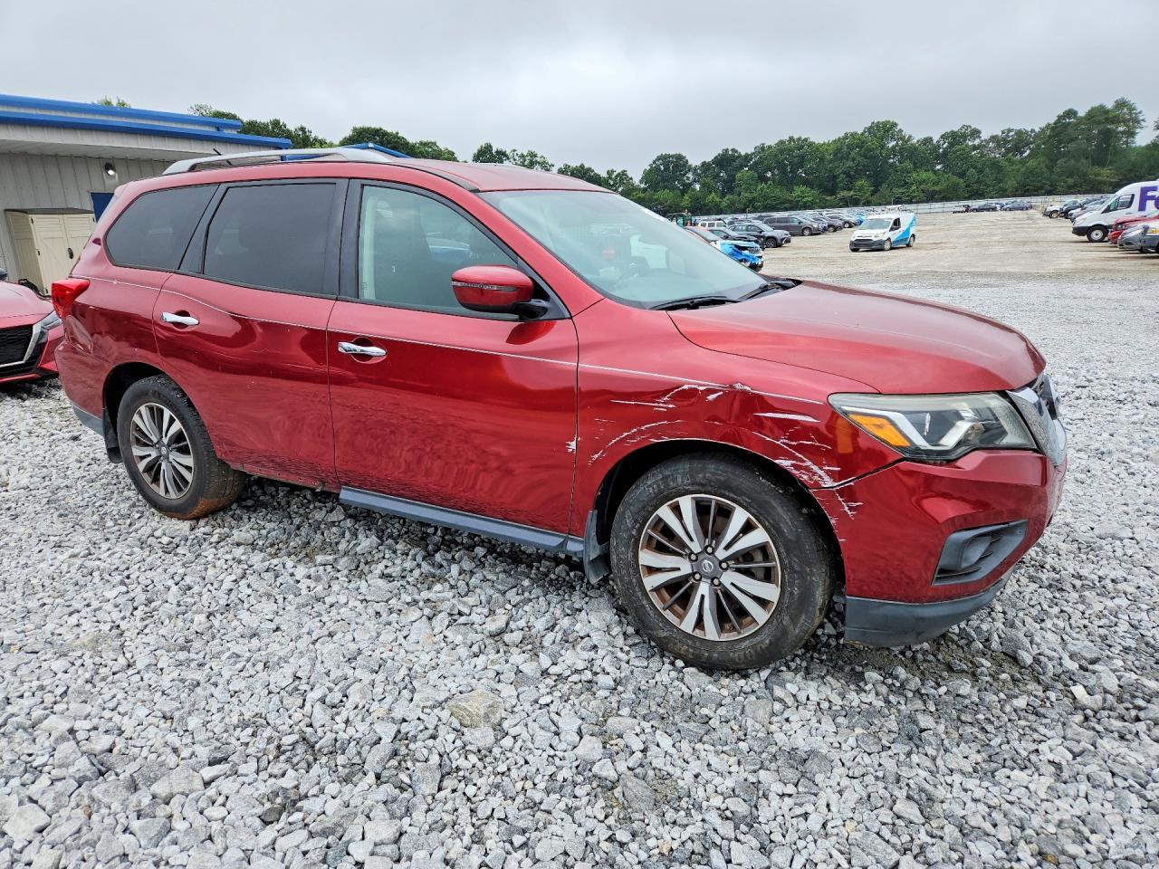 2017 Nissan Pathfinder S - Фото 4