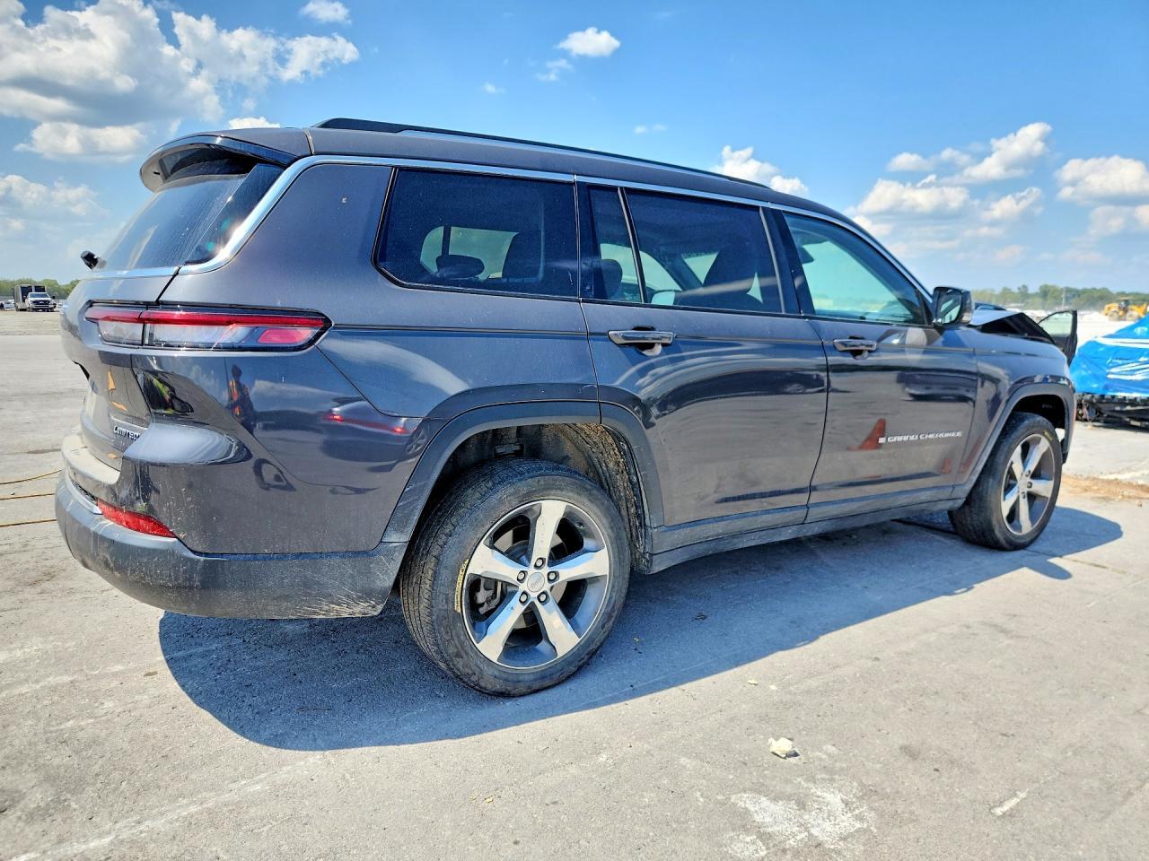2022 Jeep Grand Cherokee L Limited - Image 3