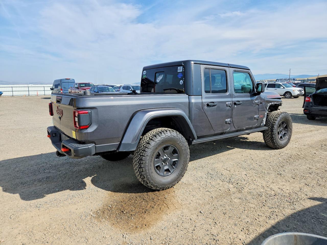2021 Jeep Gladiator Mojave - Image 3