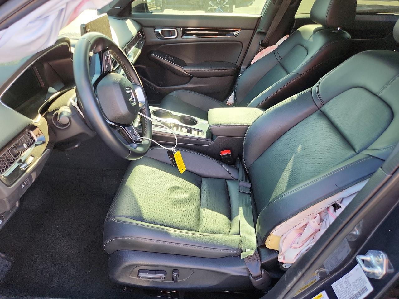 2024 Honda Civic Sport Touring - Image 7