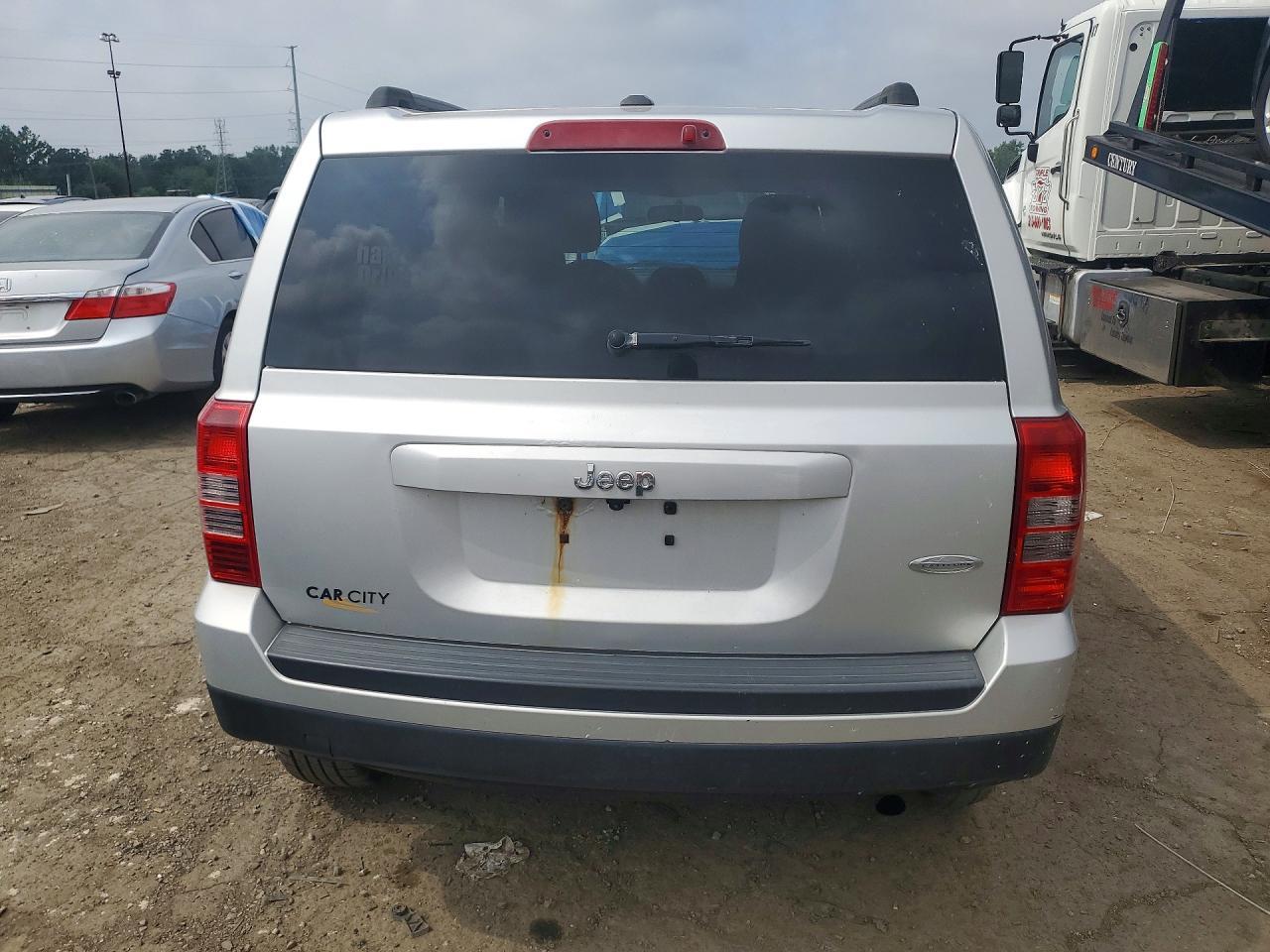 2014 Jeep Patriot Latitude - Фото 6