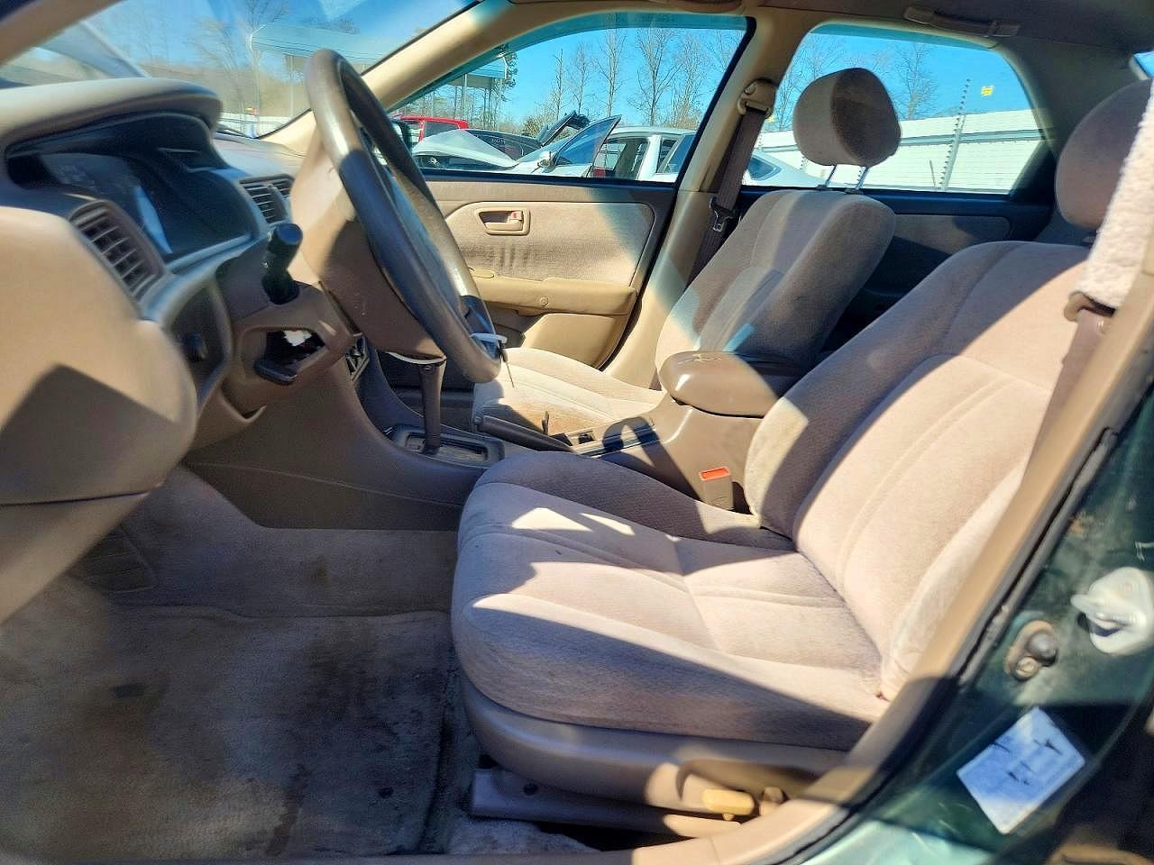 2001 Toyota Camry Le - Фото 7