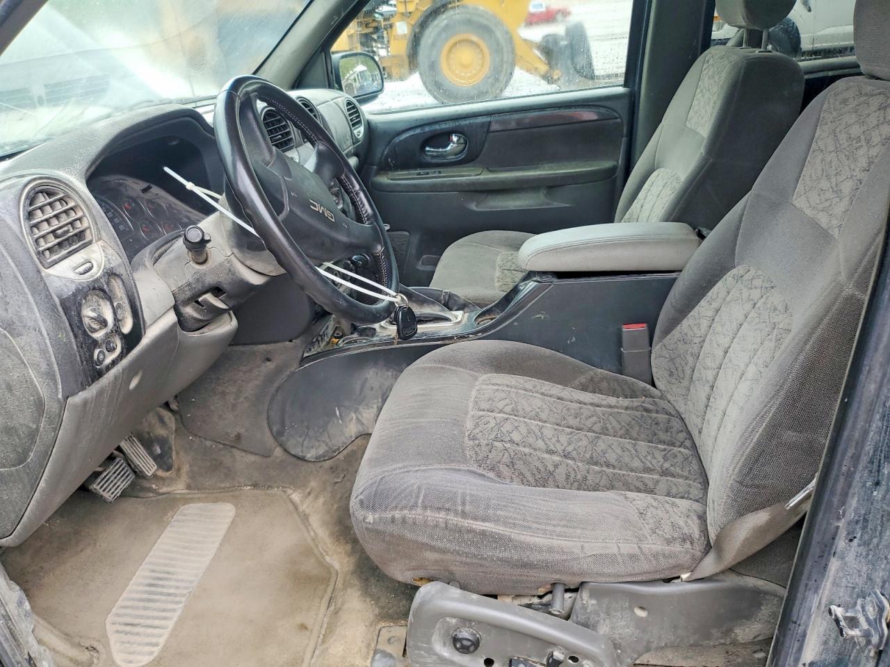 2003 GMC Envoy - Фото 7