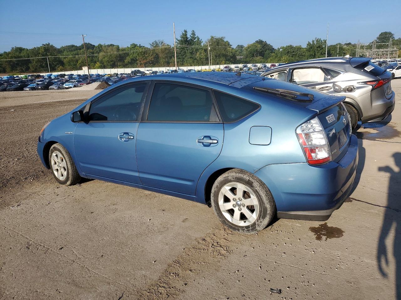 2008 Toyota Prius Base - Фото 2