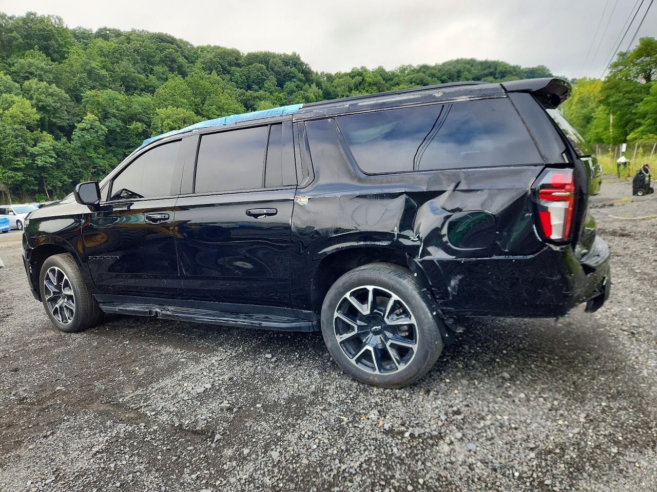 2023 Chevrolet Suburban K1500 Rst - Фото 2