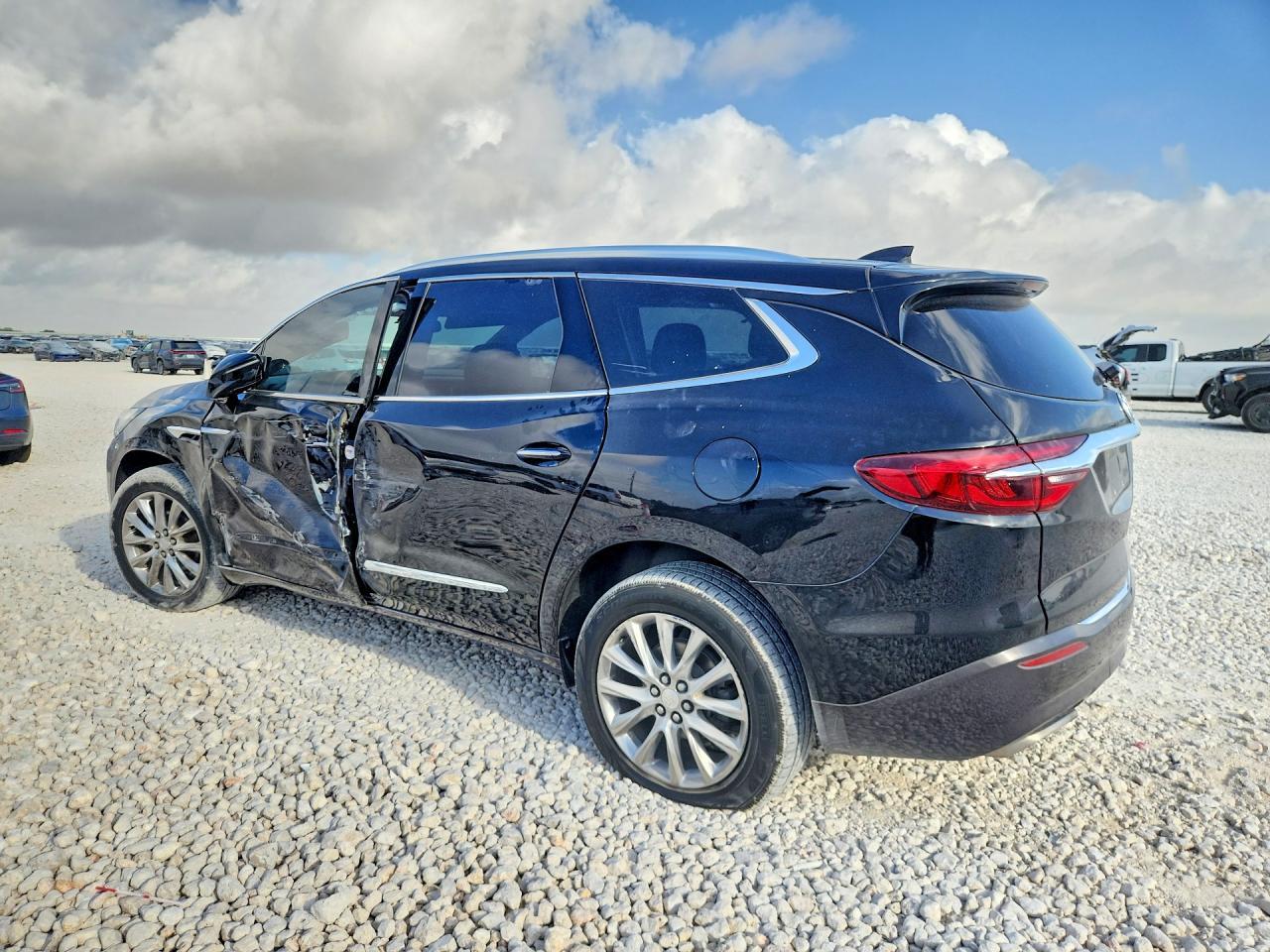 2019 Buick Enclave Essence - Фото 2