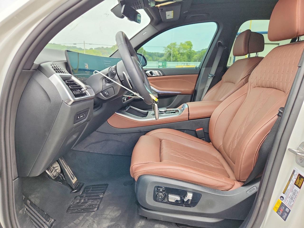 2026 BMW X5 xDrive50E - Фото 7