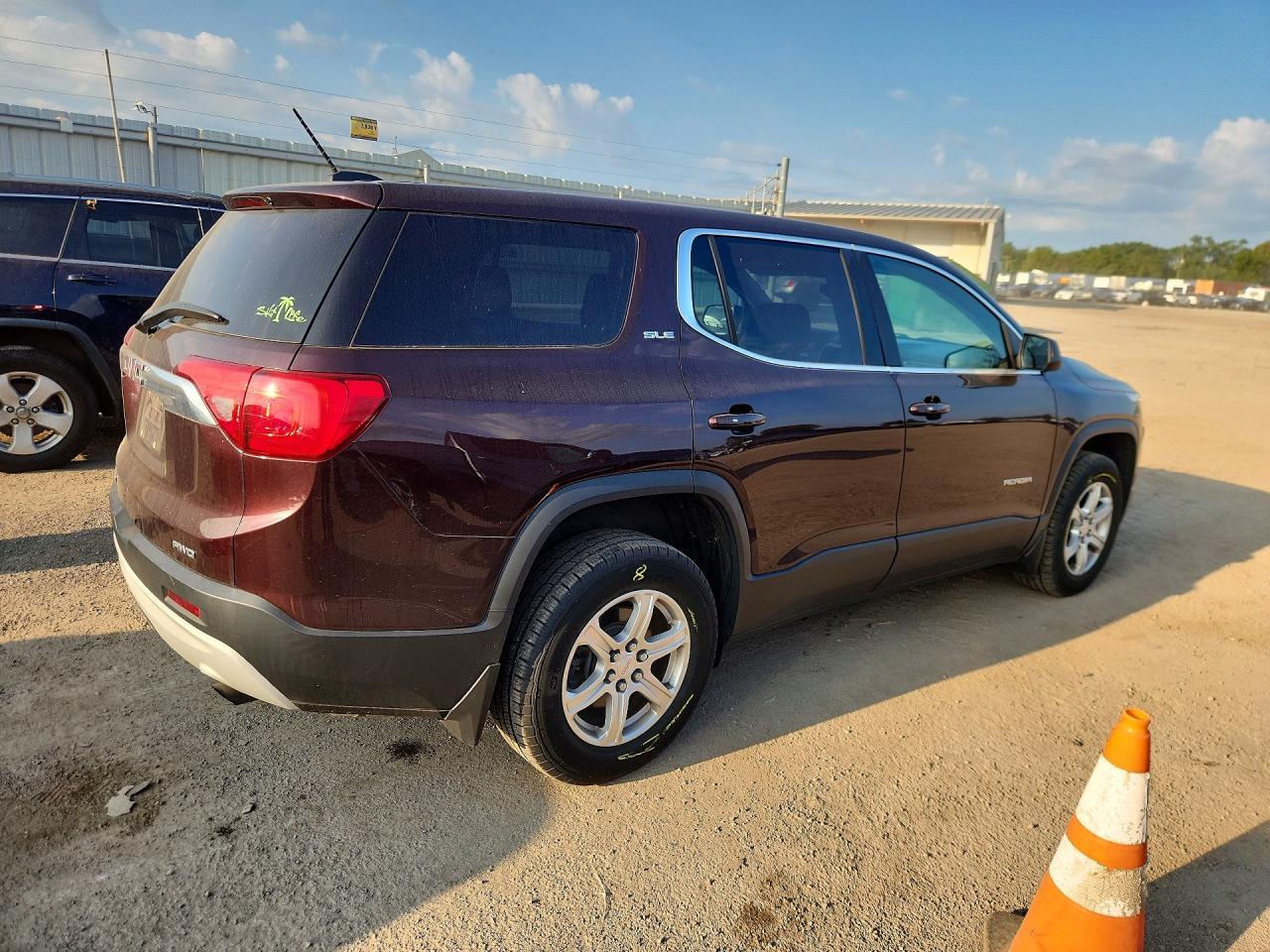2017 GMC Acadia Sle - Фото 3