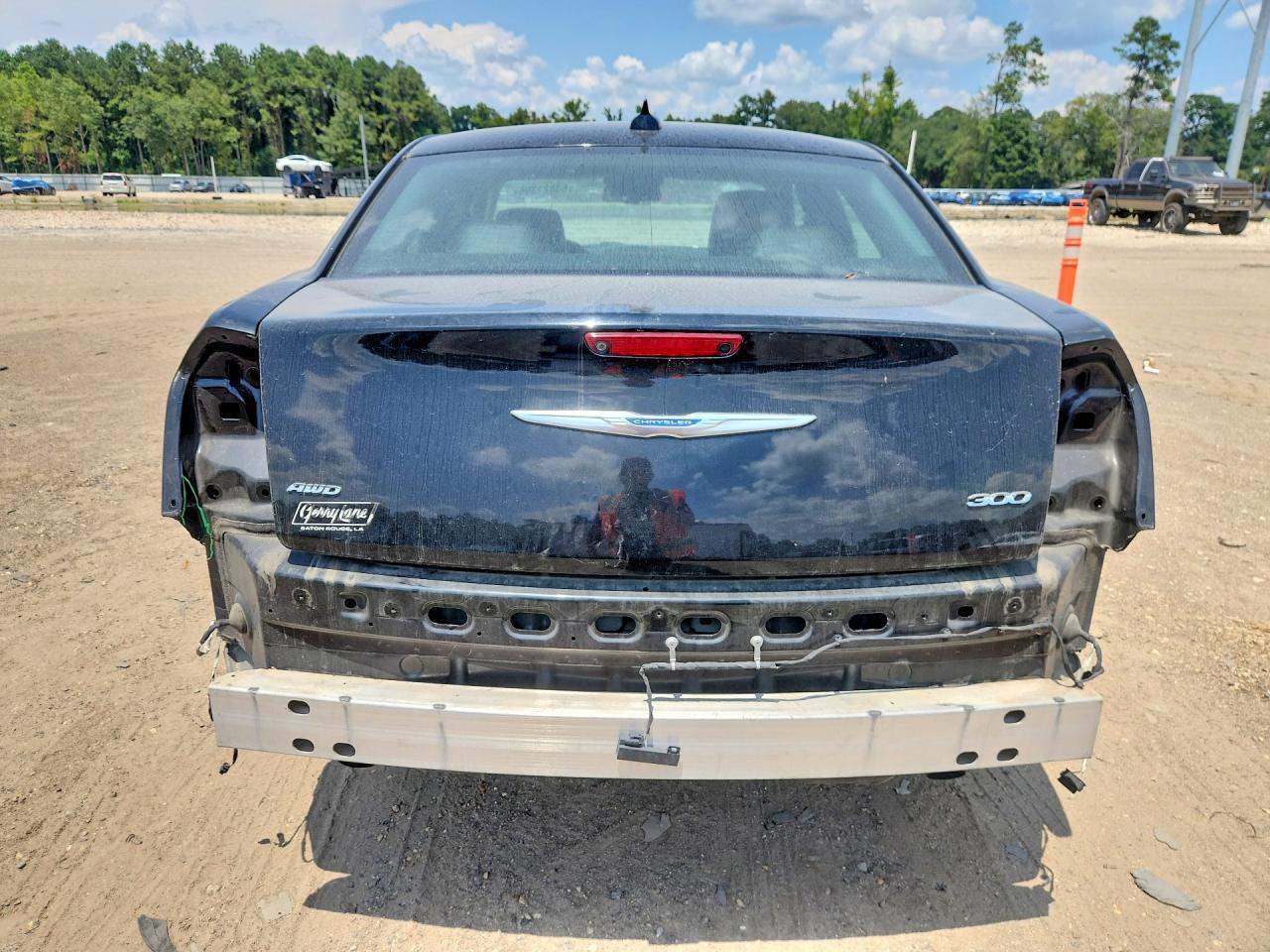2020 Chrysler 300 Limited - Image 6