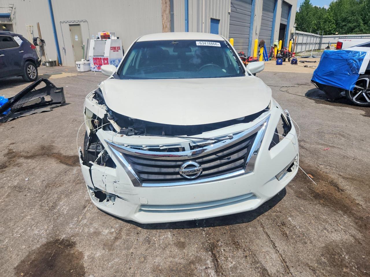 2015 Nissan Altima 2.5 S - Фото 5