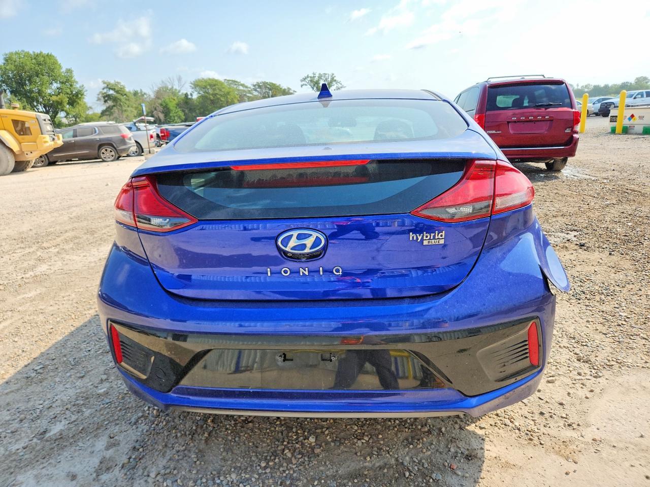 2019 Hyundai Ioniq Blue - Image 6