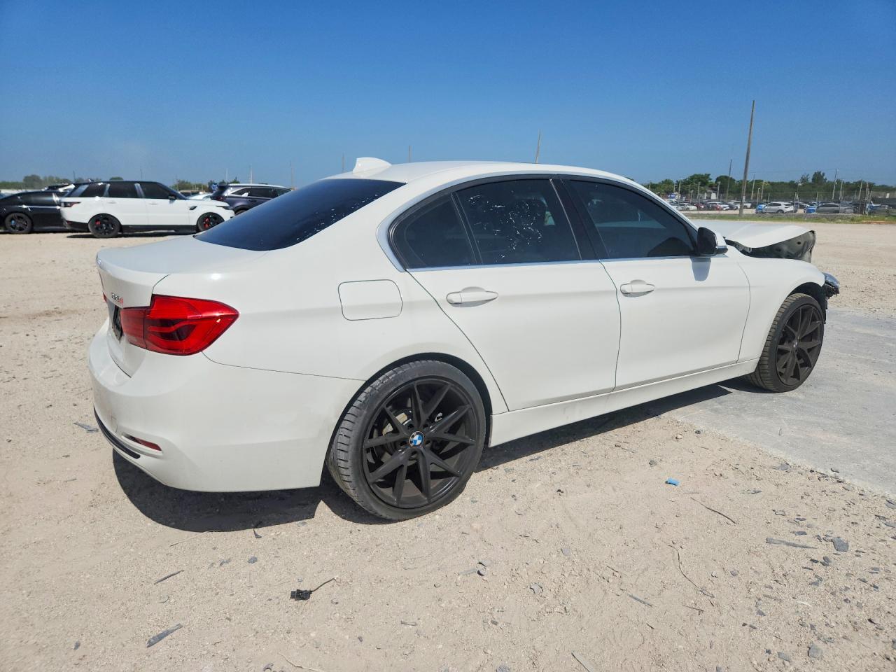 2018 BMW 330 I - Image 3