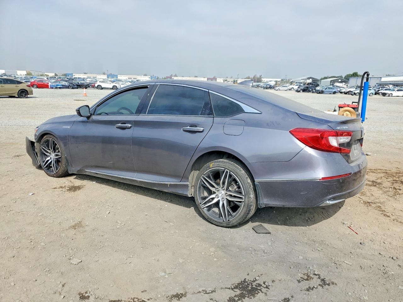 2022 Honda Accord Touring Hybrid - Фото 2