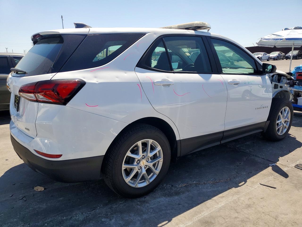 2024 Chevrolet Equinox Ls - Фото 3